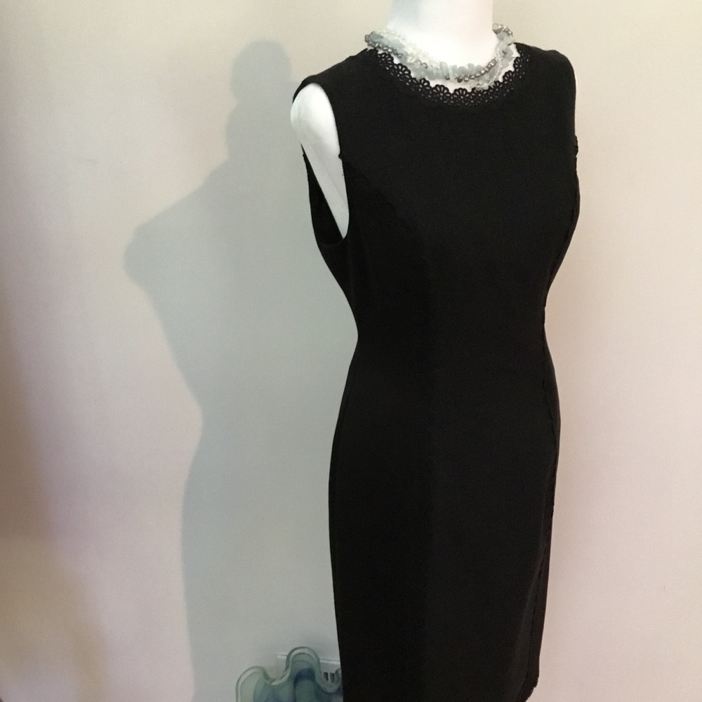 Susana Monaco sleeveless dress.